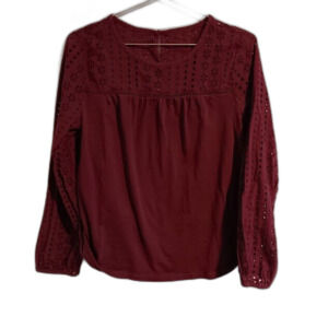 St John's Bay Blouse Women's M Purple Maroon Lace Eyelet 100% Cotton Long Sleeve